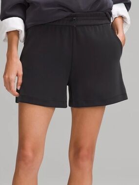 Softstreme High Rise Shorts 4”